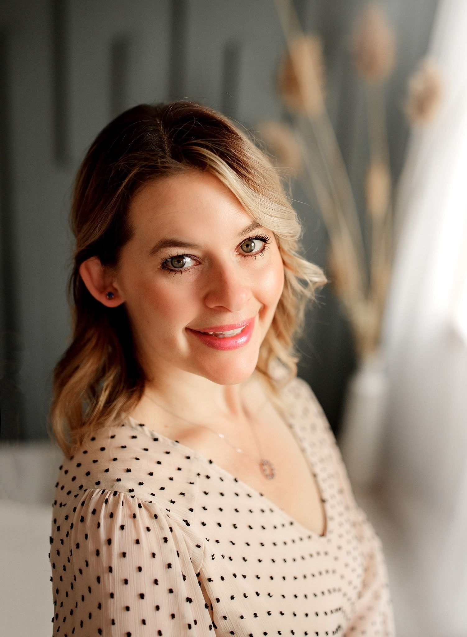 Meet Lauren Hopkins | Lakes Realty Group Copy